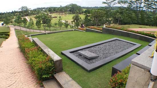 makam peak estate di area muslim san diego hills
